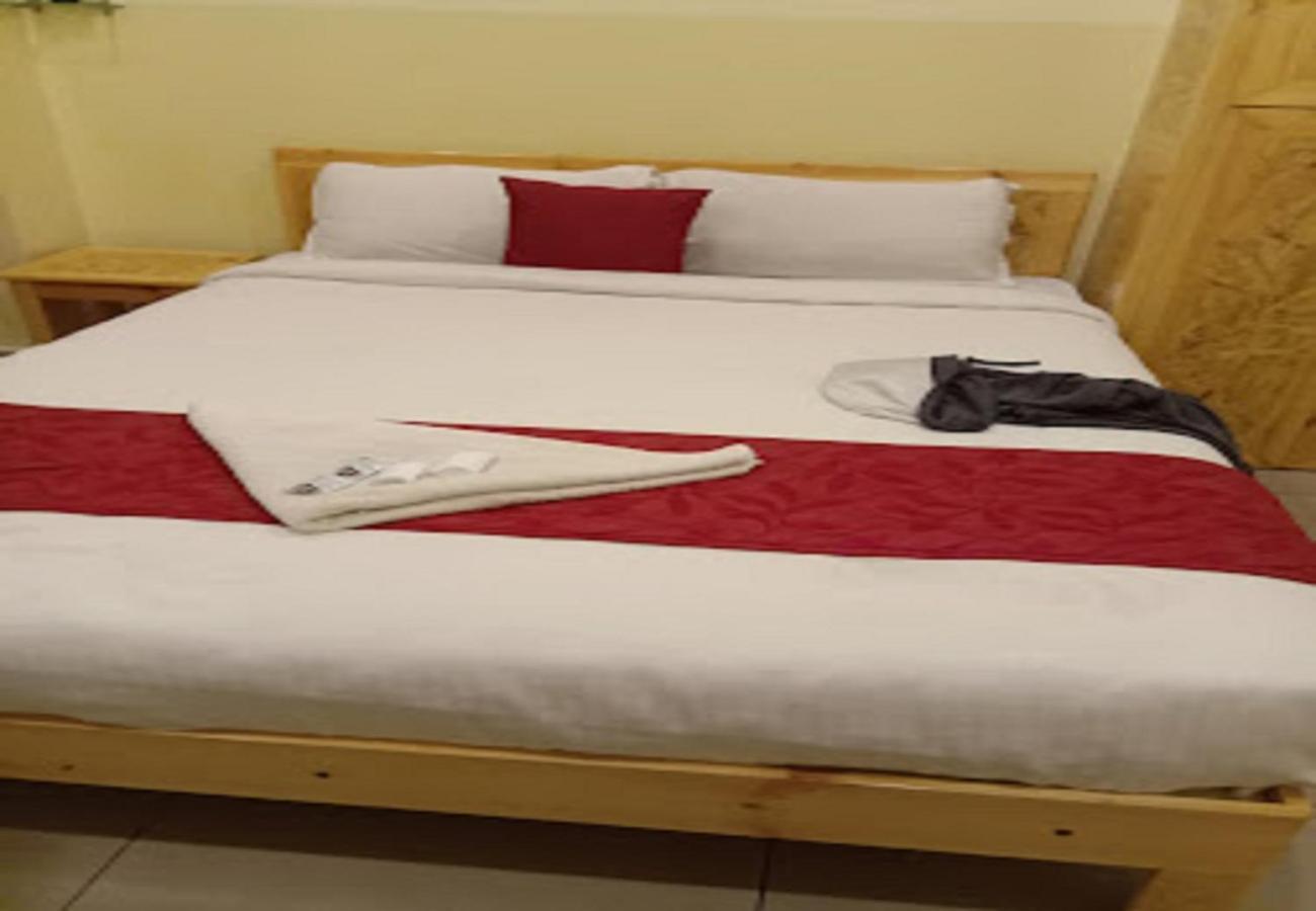Chaplin Hotel 퐁디셰리 외부 사진