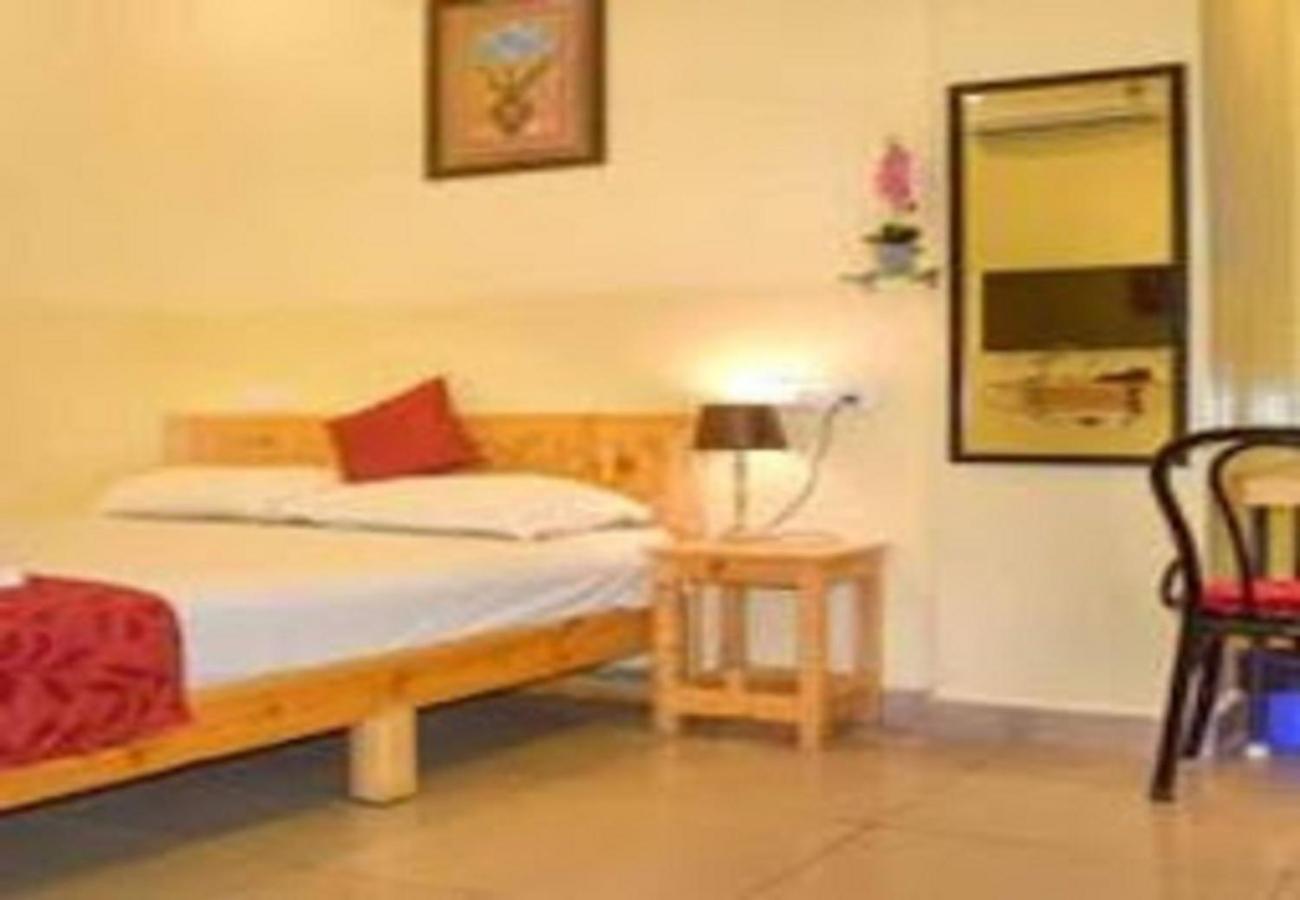 Chaplin Hotel 퐁디셰리 외부 사진